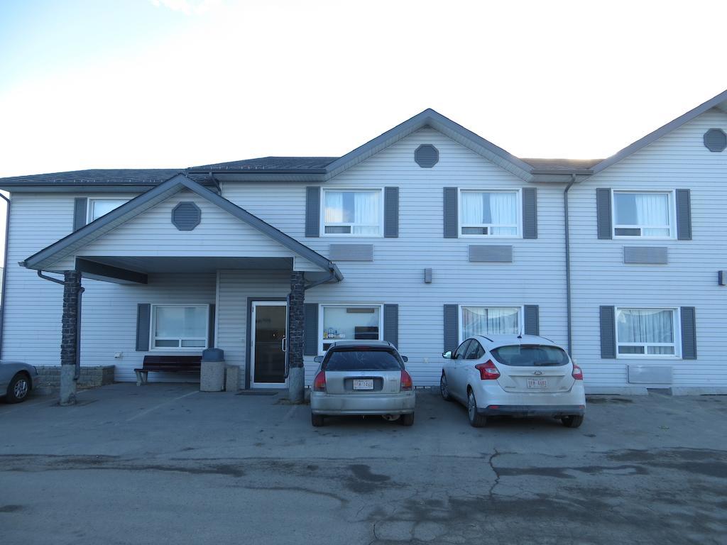 Crossfield Country Inn Extérieur photo